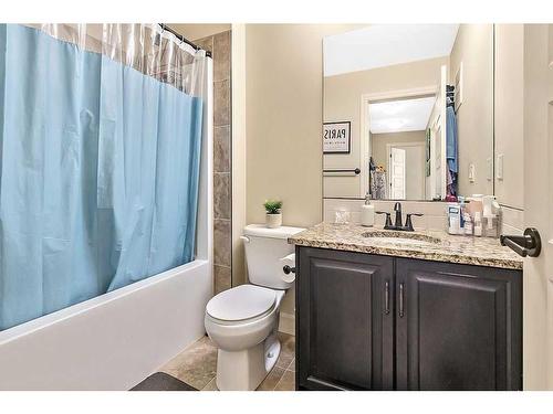 237 Savanna Walk Ne, Calgary, AB - Indoor Photo Showing Bathroom