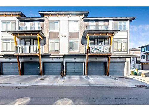 237 Savanna Walk Ne, Calgary, AB - Outdoor