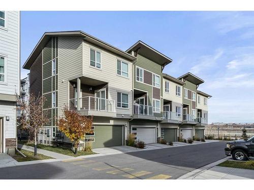 606 Harvest Grove Walk Ne, Calgary, AB - Outdoor With Balcony With Facade