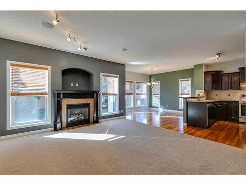 86 Cresthaven View Sw, Calgary, AB - Indoor With Fireplace