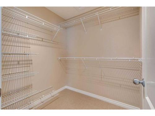 86 Cresthaven View Sw, Calgary, AB - Indoor With Storage