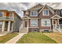 40 Edith Gate NW Calgary, AB T3R 1Z2