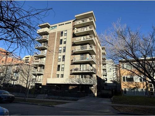 603-616 15 Avenue Sw, Calgary, AB - Outdoor With Balcony With Facade