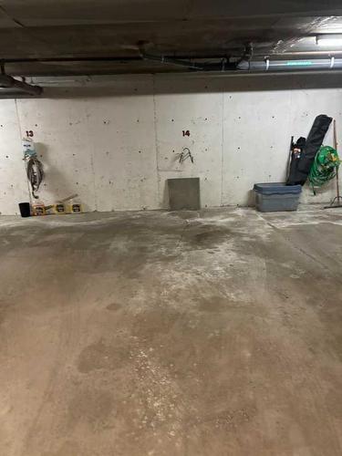 603-616 15 Avenue Sw, Calgary, AB - Indoor Photo Showing Garage