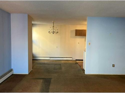 603-616 15 Avenue Sw, Calgary, AB - Indoor Photo Showing Other Room