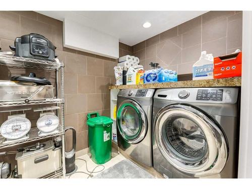 2211 45 Street Se, Calgary, AB - Indoor Photo Showing Laundry Room