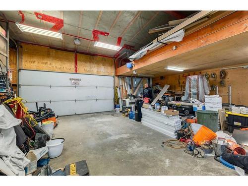 2211 45 Street Se, Calgary, AB - Indoor Photo Showing Garage