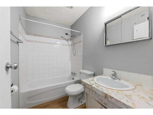 220 Forest Way Se, Calgary, AB - Indoor Photo Showing Bathroom