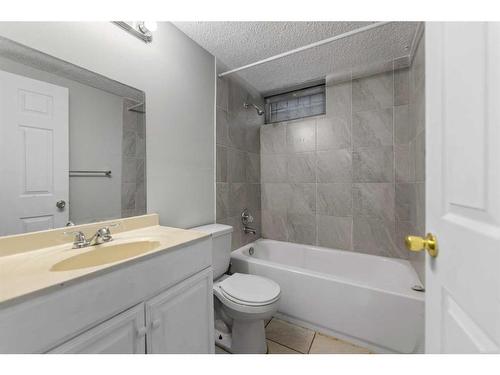 220 Forest Way Se, Calgary, AB - Indoor Photo Showing Bathroom