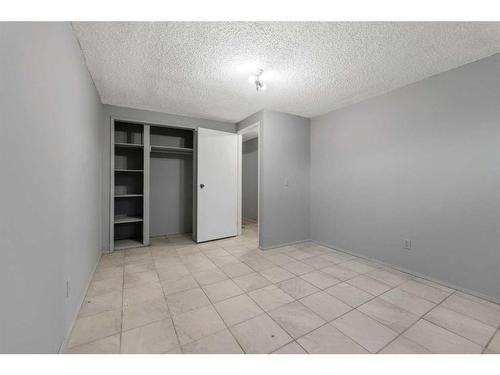 220 Forest Way Se, Calgary, AB - Indoor Photo Showing Other Room