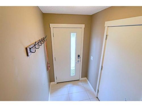 1802-2461 Baysprings Link Sw, Airdrie, AB - Indoor Photo Showing Other Room