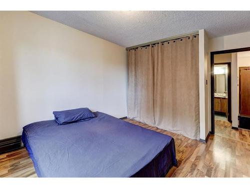 301-1335 12 Avenue Sw, Calgary, AB - Indoor Photo Showing Bedroom