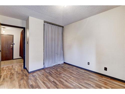 301-1335 12 Avenue Sw, Calgary, AB - Indoor Photo Showing Other Room