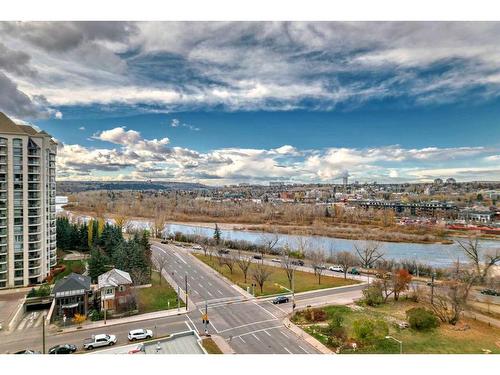 1102-1025 5 Avenue Sw, Calgary, AB - Outdoor With View