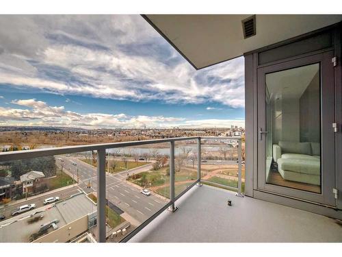 1102-1025 5 Avenue Sw, Calgary, AB - Outdoor With View