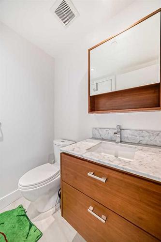 1102-1025 5 Avenue Sw, Calgary, AB - Indoor Photo Showing Bathroom