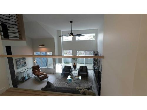 218 Point Mckay Terrace Nw, Calgary, AB - Indoor