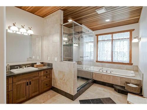 610107 184 Street East, Rural Foothills County, AB - Indoor Photo Showing Bathroom