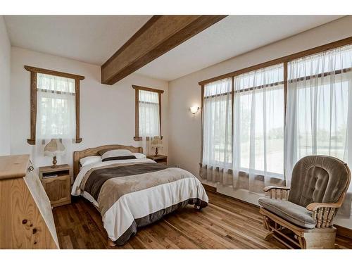 610107 184 Street East, Rural Foothills County, AB - Indoor Photo Showing Bedroom