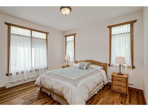 610107 184 Street East, Rural Foothills County, AB - Indoor Photo Showing Bedroom