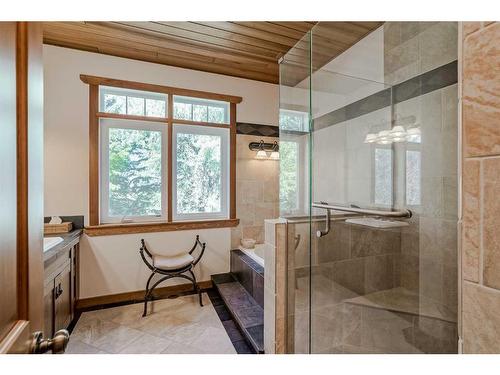 610107 184 Street East, Rural Foothills County, AB - Indoor Photo Showing Bathroom