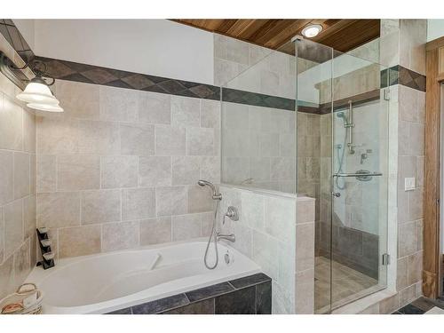 610107 184 Street East, Rural Foothills County, AB - Indoor Photo Showing Bathroom