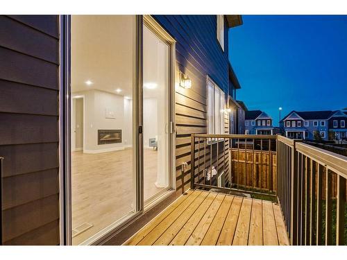 330 Yorkville Road Sw, Calgary, AB - Outdoor With Exterior