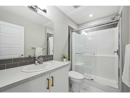 143-301 Redstone Boulevard Ne, Calgary, AB - Indoor Photo Showing Bathroom