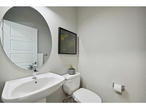 143-301 Redstone Boulevard Ne, Calgary, AB - Indoor Photo Showing Bathroom