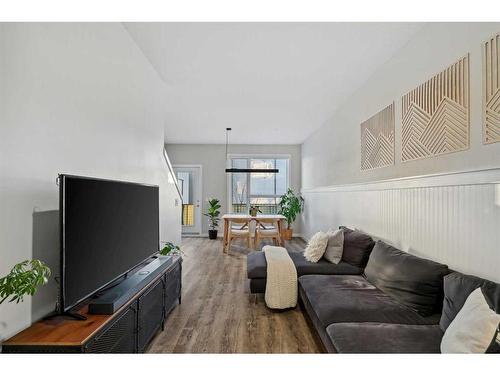 143-301 Redstone Boulevard Ne, Calgary, AB - Indoor Photo Showing Living Room