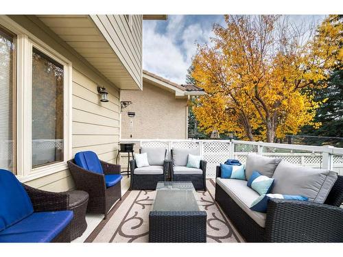 1045 Shawnee Drive Sw, Calgary, AB - Outdoor With Deck Patio Veranda With Exterior