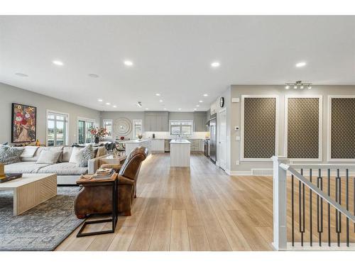 354015 Meridian Street, Rural Foothills County, AB - Indoor Photo Showing Living Room