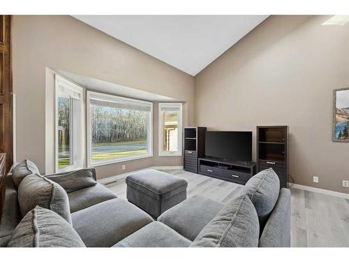 56 Woodfern Way Sw, Calgary, AB - Indoor