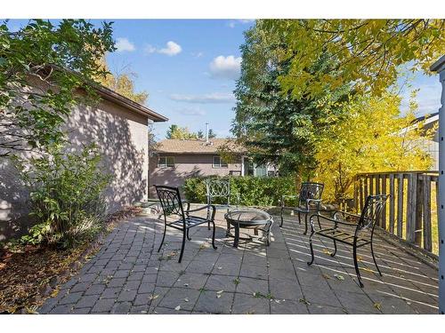 11 Edgeford Road Nw, Calgary, AB - Outdoor With Deck Patio Veranda