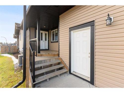 2 Violet Close, Olds, AB - Outdoor With Exterior