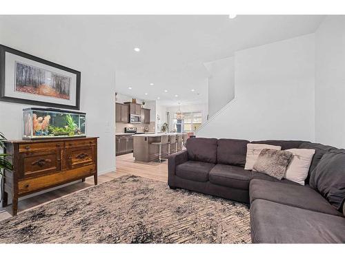 258 Vista Drive, Crossfield, AB - Indoor Photo Showing Living Room