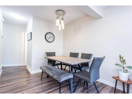 107 Pantego Lane Nw, Calgary, AB - Indoor Photo Showing Dining Room