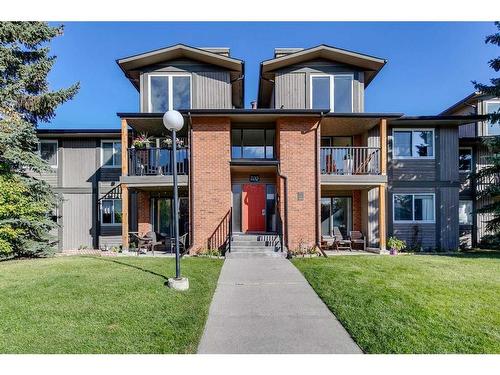 731-6400 Coach Hill Road Sw, Calgary, AB - Outdoor With Balcony With Facade