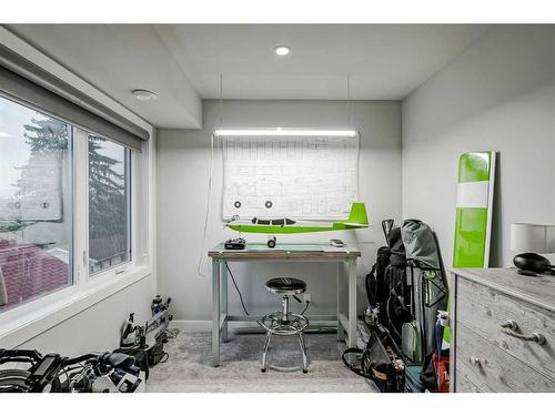 2-2605 15 Street Sw, Calgary, AB - Indoor Photo Showing Other Room