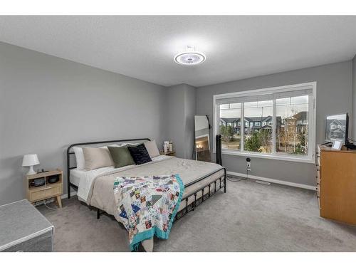 13 Willow Green Way, Cochrane, AB - Indoor Photo Showing Bedroom