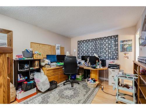 11 Whitewood Bay Ne, Calgary, AB - Indoor Photo Showing Office