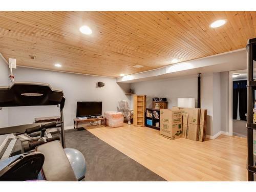 11 Whitewood Bay Ne, Calgary, AB - Indoor Photo Showing Other Room