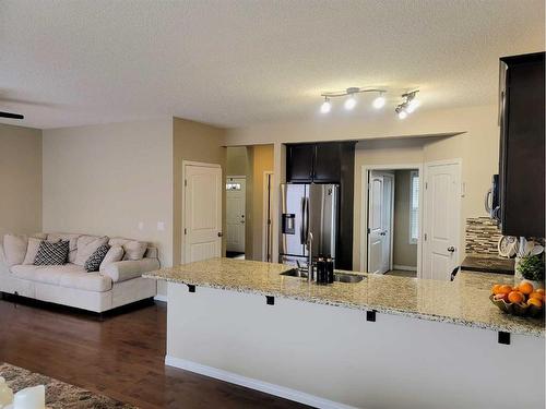 1817 Baywater Gardens Sw, Airdrie, AB - Indoor Photo Showing Kitchen