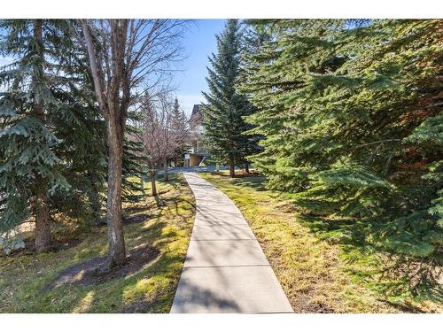 3128-3000 Millrise Point Sw, Calgary, AB - Outdoor With View