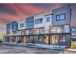 137 19TH Avenue SE Calgary, AB T2A 0M8