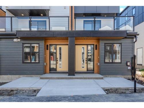 137 19Th Avenue Se, Calgary, AB - Outdoor