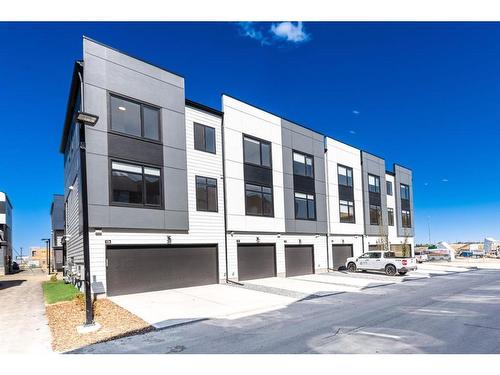 137 19Th Avenue Se, Calgary, AB - Outdoor With Facade