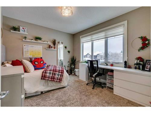 79 West Grove Rise Sw, Calgary, AB - Indoor Photo Showing Bedroom