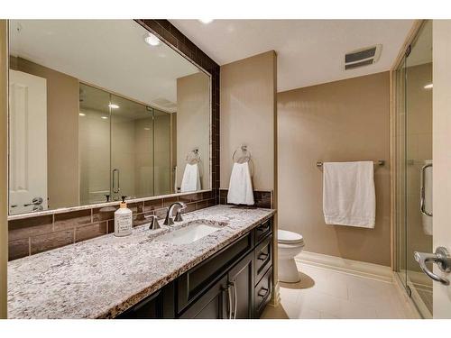 79 West Grove Rise Sw, Calgary, AB - Indoor Photo Showing Bathroom