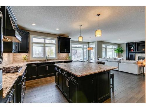 79 West Grove Rise Sw, Calgary, AB - Indoor Photo Showing Kitchen With Upgraded Kitchen